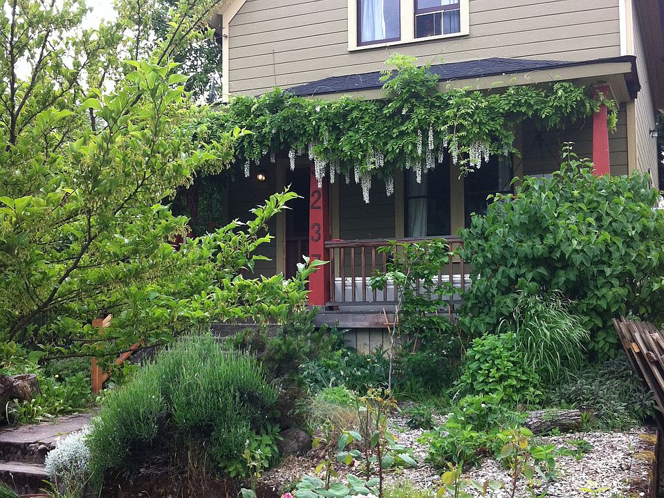 Front in spring/summer bloom