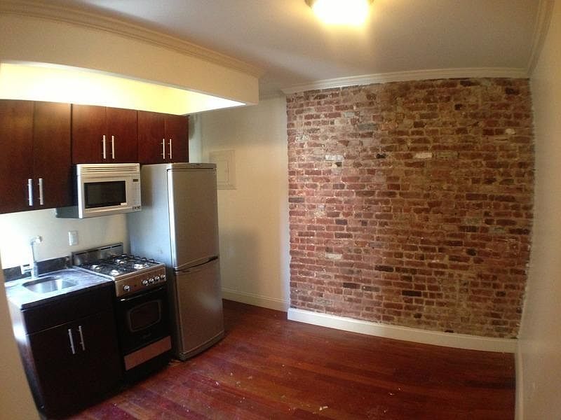 1st image of 507 E 11th St APT 5
