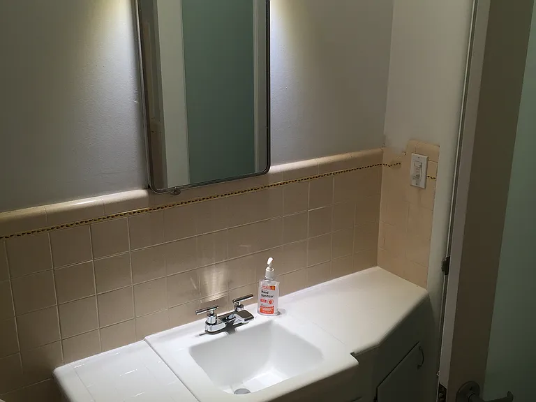 906 E 3rd Ave #908 — Photo 12