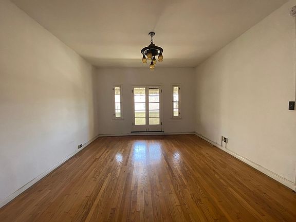 4th image of 465 N Spaulding Ave APT 8