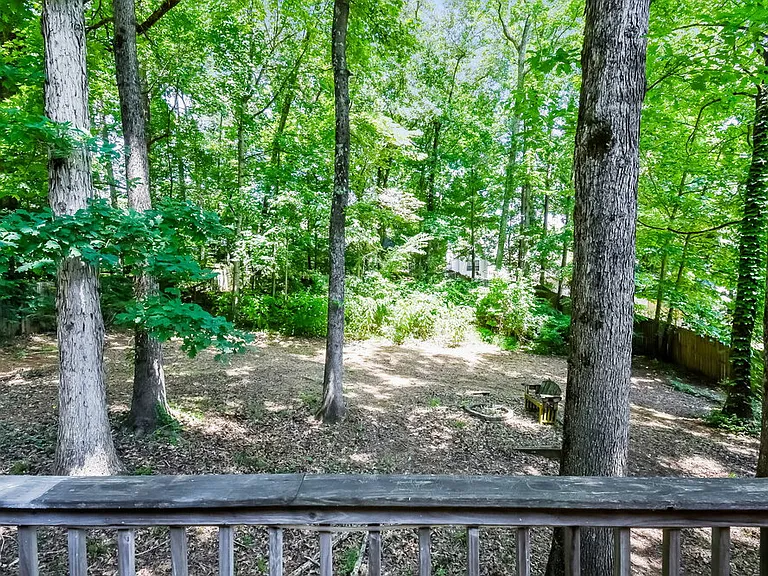 503 Brooksdale Dr — Photo 17