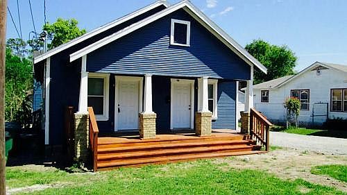Duplex house with yard