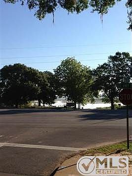 4th image of 4363 Cool View Dr