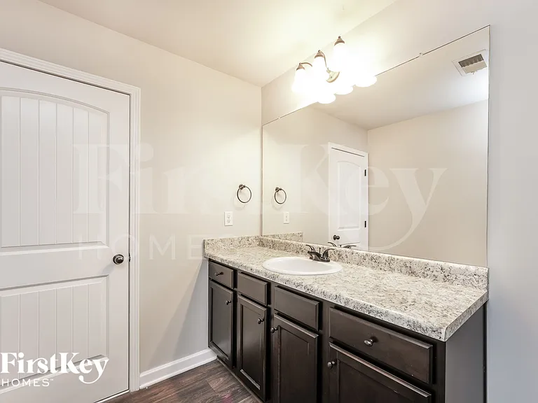 5493 Union Hill Ct — Photo 9