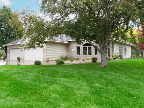 12133 Bluebird Cir NW, Coon Rapids, MN 55448