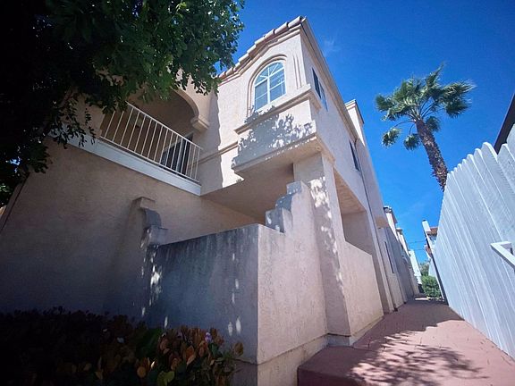 2nd image of 1654 Diamond St APT 4