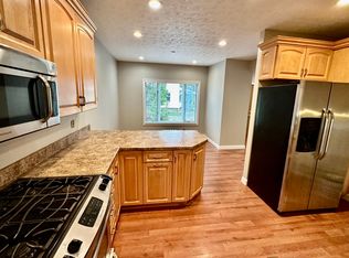 16500 Clifton Blvd, Lakewood, OH 44107