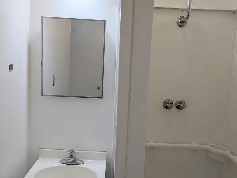 211 N Bedford St #3 — Photo 10
