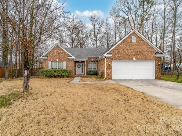 6311 Gold Dust Ct, Charlotte, NC 28269