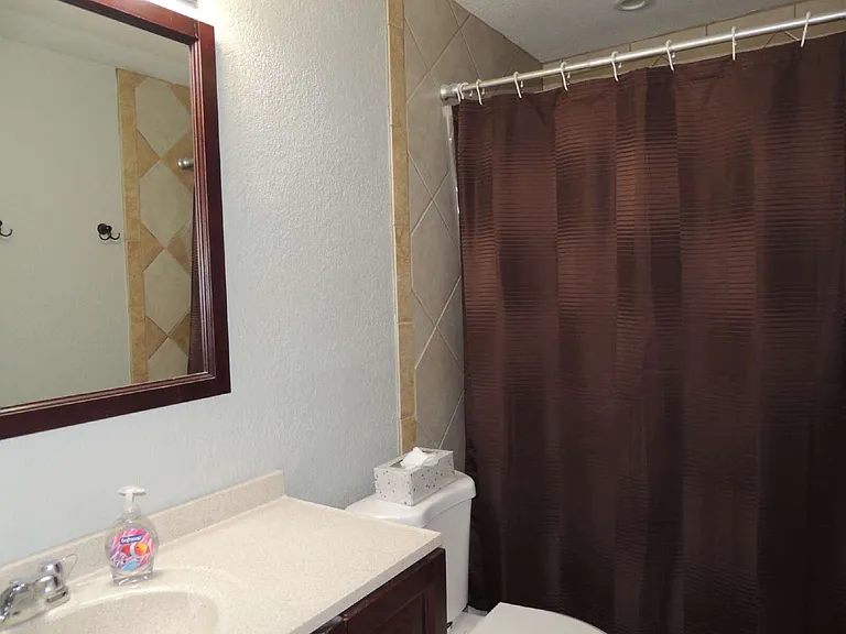 944 Burlwood St — Photo 24