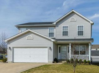 9 Fawn Oaks Dr, O'Fallon, MO 63366