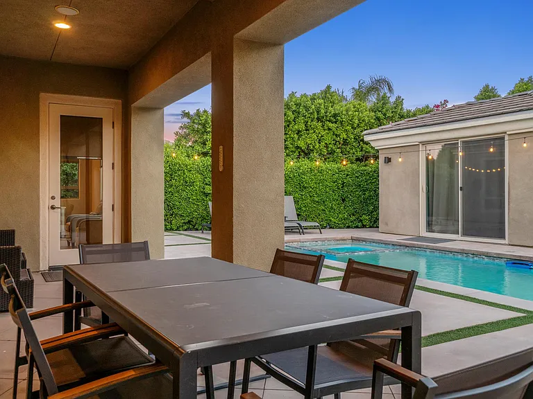 Outdoor Dining Area