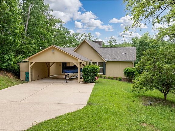2nd image of 15801 Lake Hills Dr