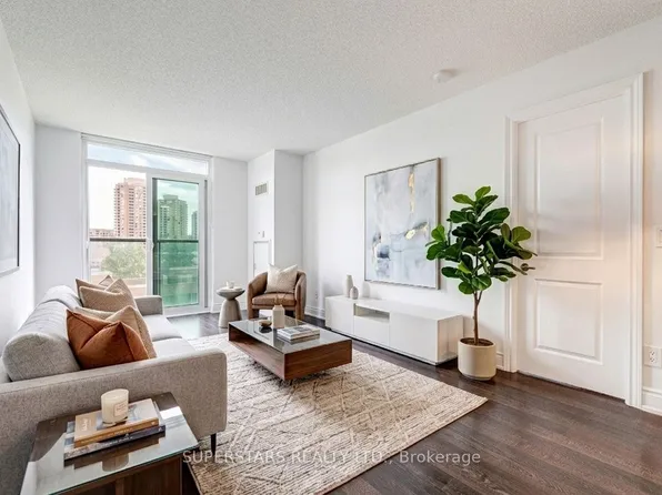 25 Greenview Ave #524, Toronto, ON M2M 0A5