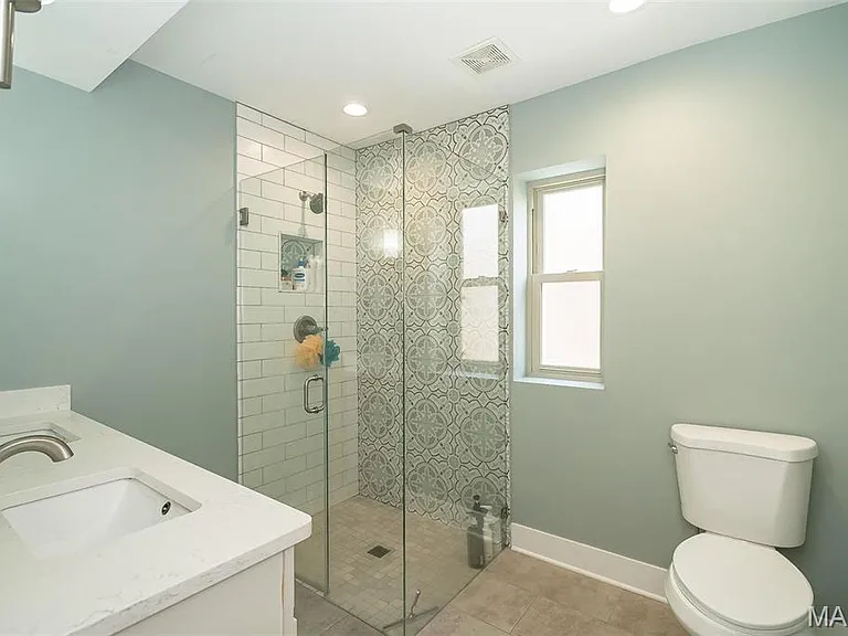 7537 Buckingham Dr — Photo 12