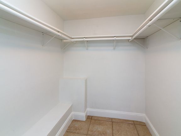 5th image of 700 Euclid Ave APT 403