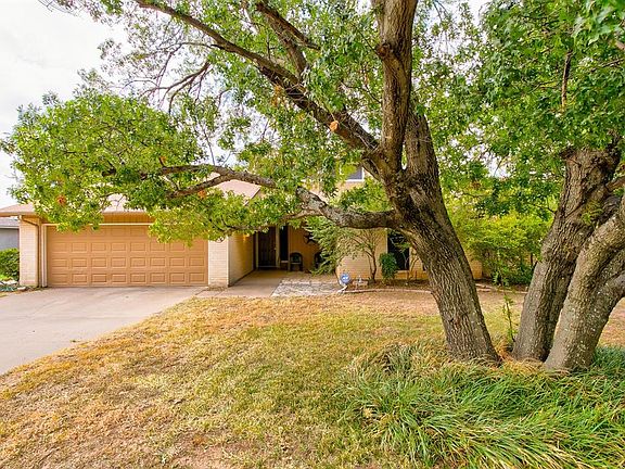 2nd image of 5709 Hondo Dr