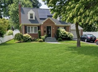 43 Ruscan Rd, Wethersfield, CT 06109