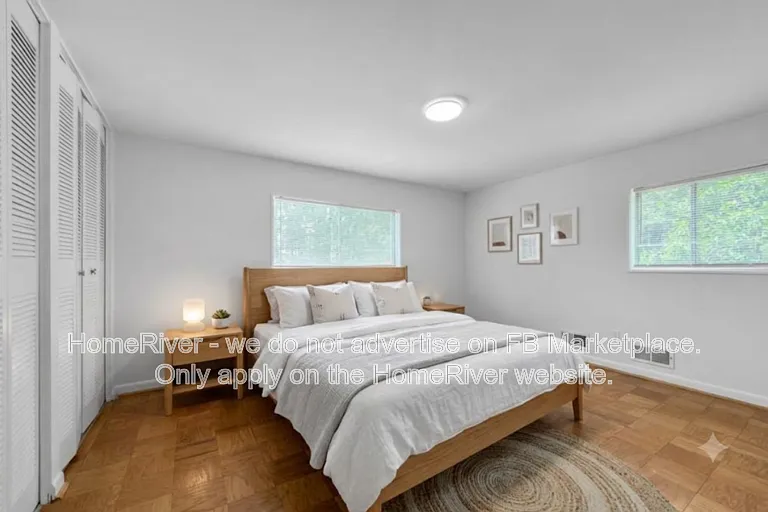 10600 Montrose Ave #201 — Photo 4