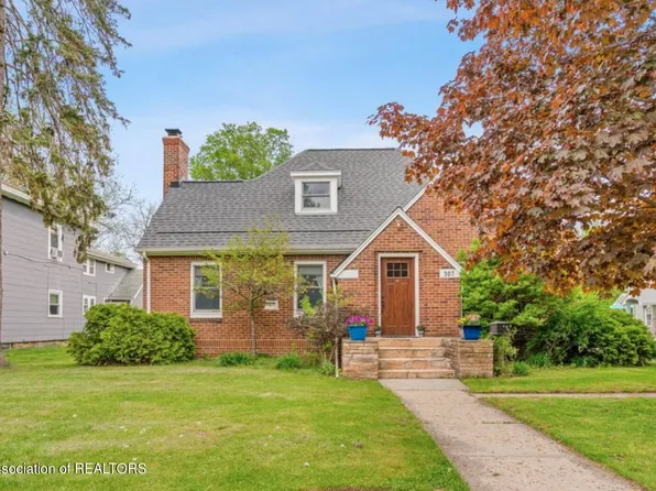 307 High St, Williamston, MI 48895