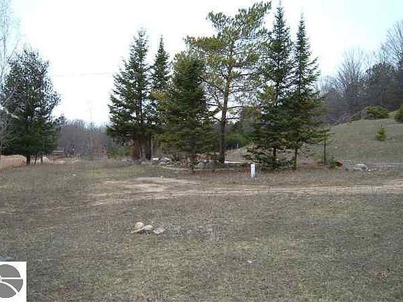 2nd image of 6175 Us Highway 31 N