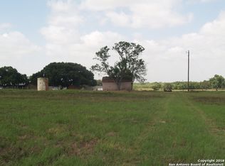 7340 Elm Creek Rd, Seguin, TX 78155