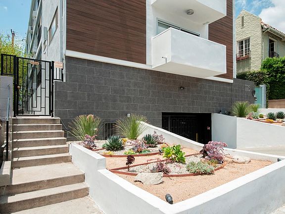 2nd image of 1115 Hacienda Pl #210