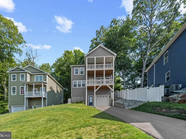 425 Walnut Dr, Edgewater, MD 21037