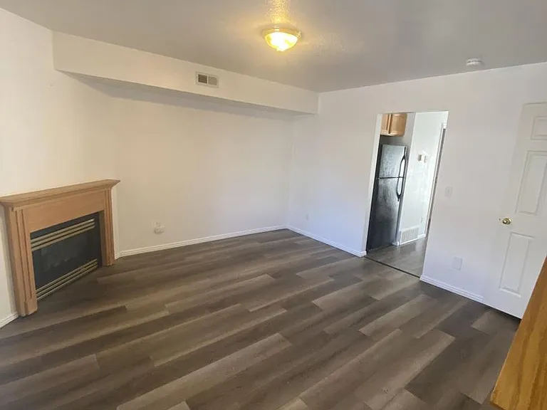 295 W 600 N #2 — Photo 2
