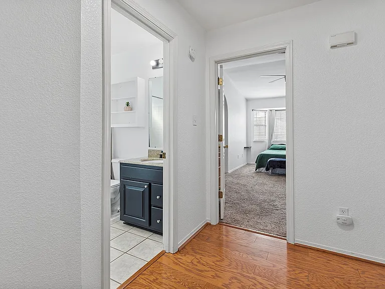 604 Venus Ave — Photo 24