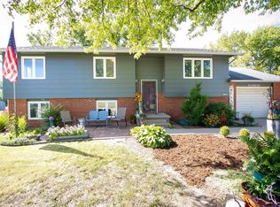 603 N Chestnut St, Peabody, KS 66866