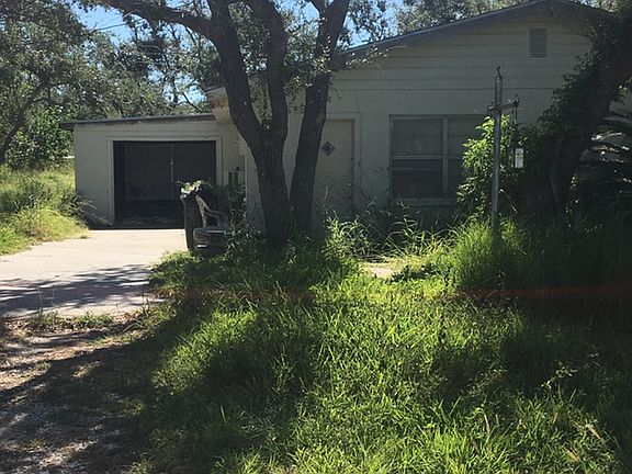 4th image of 1016 Egret Ln