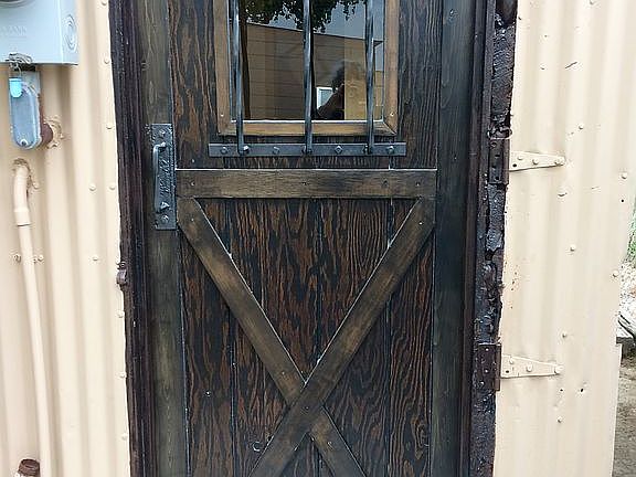 Door to shop