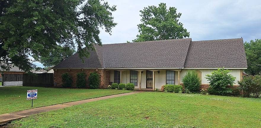 1st image of 106 Crestline Dr