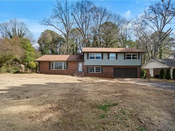 4418 Palm Springs Dr, East Pt, GA 30344