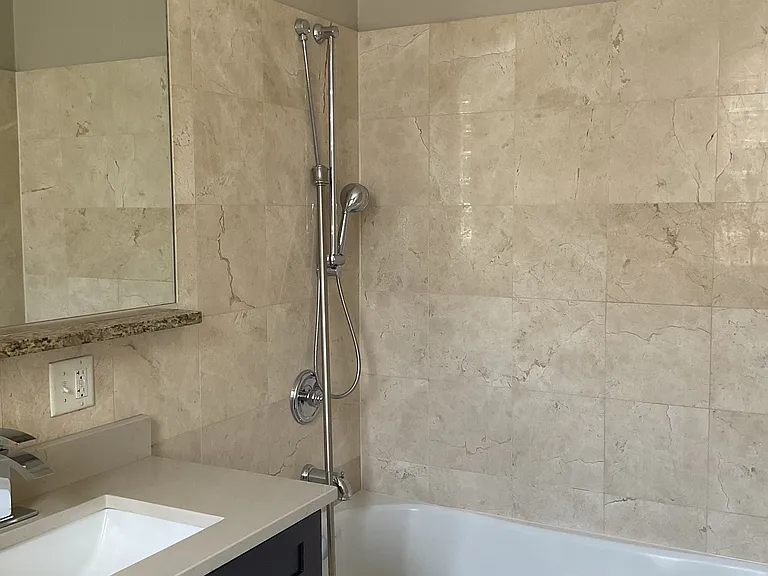 6549 S Minerva Ave #2S — Photo 8