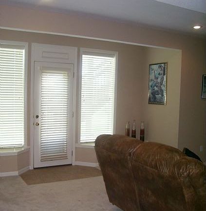 5th image of 2711 S Brentwood Dr