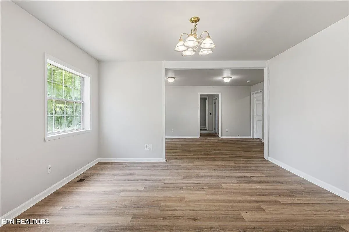 3 bed, 1760 sqft, $1,400 — Photo 3