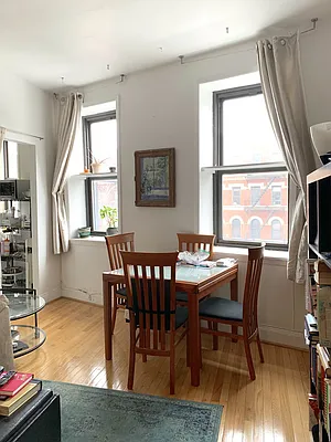 Rented by Towne House Properties | media 23