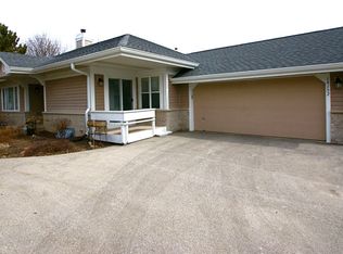14152 W Waters Way, New Berlin, WI 53151