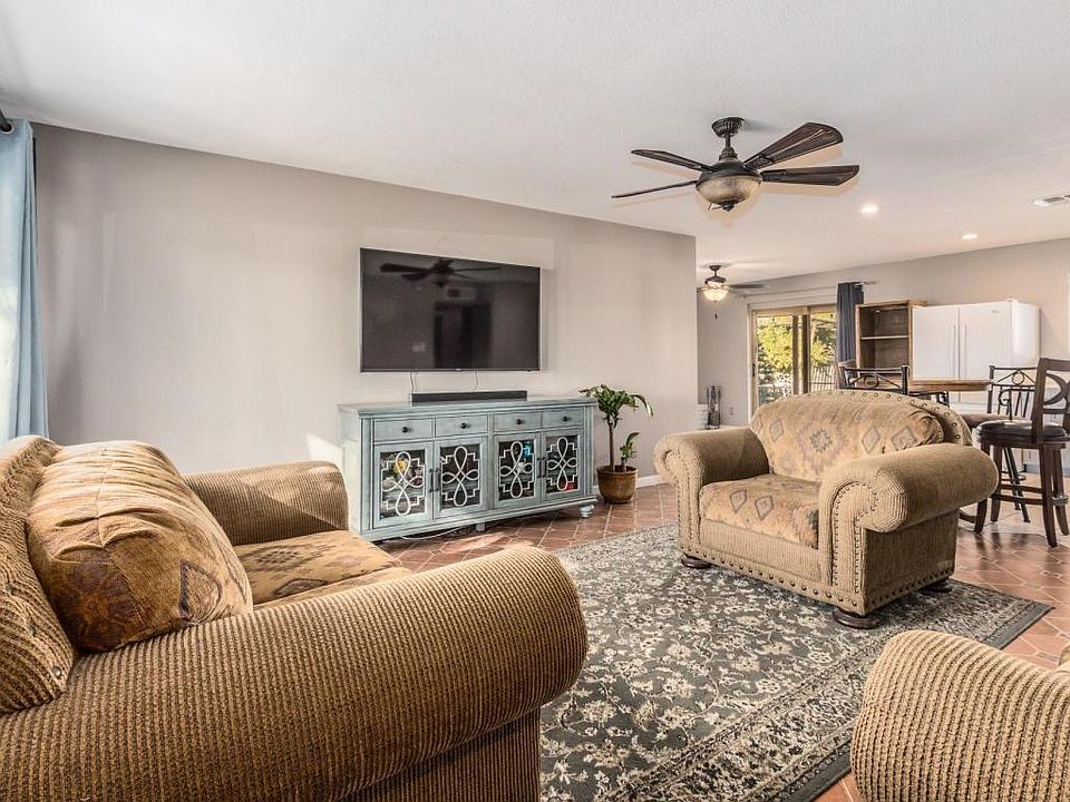 2nd image of 2306 W McLellan Blvd