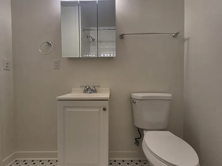 Shadyside Apartments — Photo 71