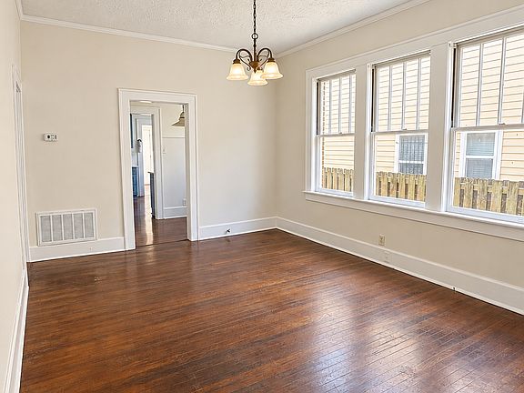 3rd image of 731 E Henry St #A
