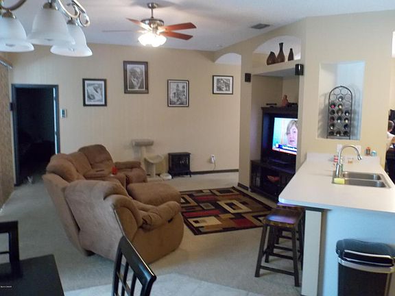 4th image of 1721 Arash Cir