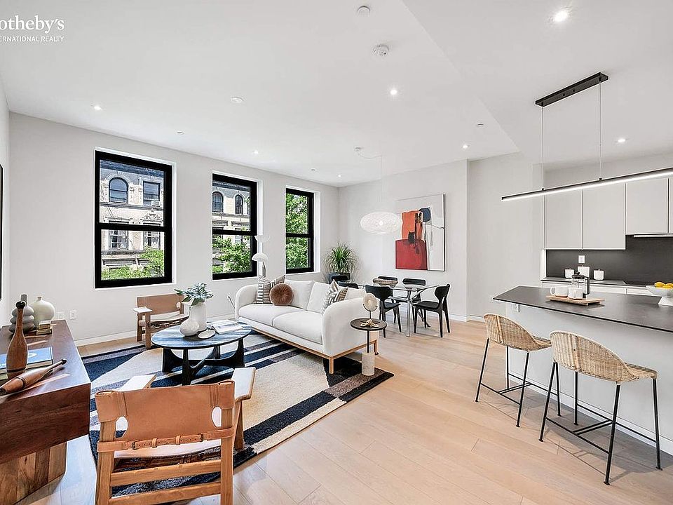 1st image of 324 W 108th St #41