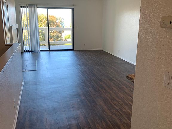 Townhome Entry Inside