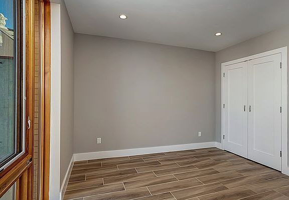 4th image of 37-14 31st Ave #3R
