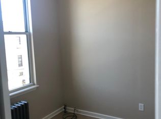 6834 62nd St, Ridgewood, NY 11385