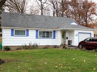 365 Marwood Rd, Rochester, NY 14612