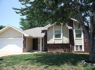 1719 W Primrose St, Springfield, MO 65807